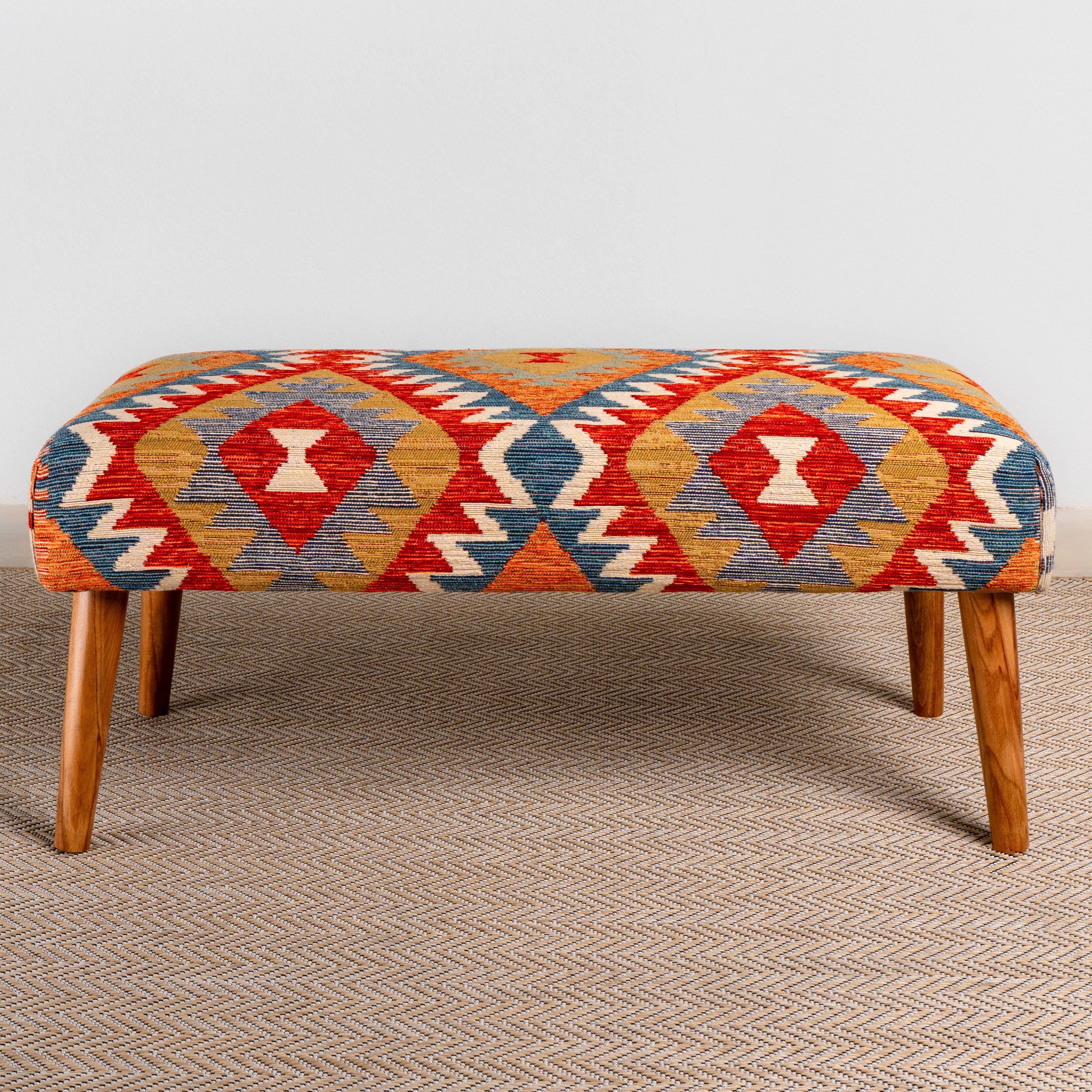 Etnik Desenli Bench