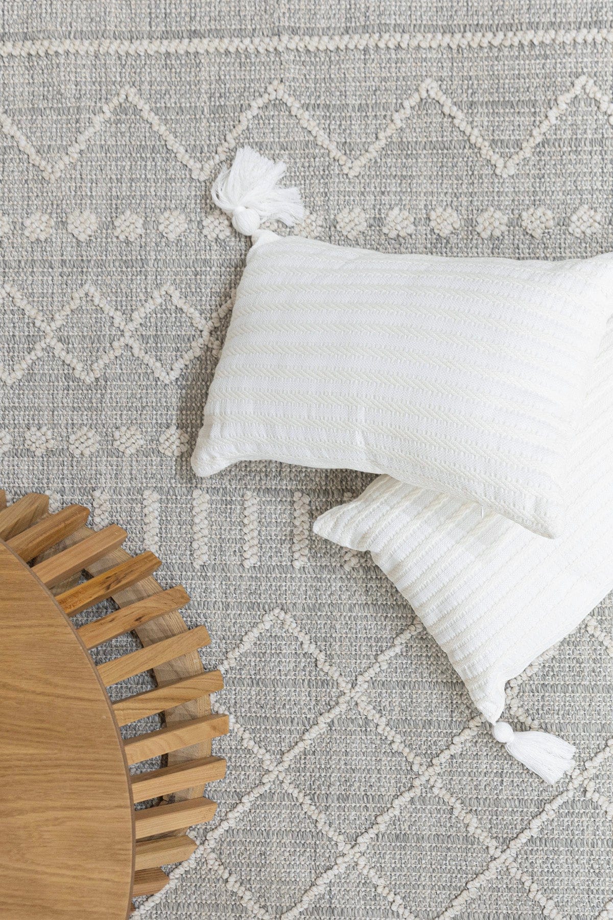 Alba Grey Non-Shedding Rug 19237A