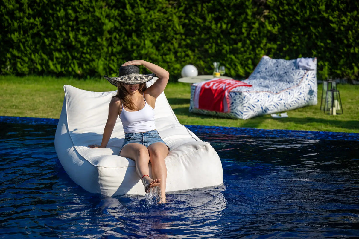 Belize II Lounger