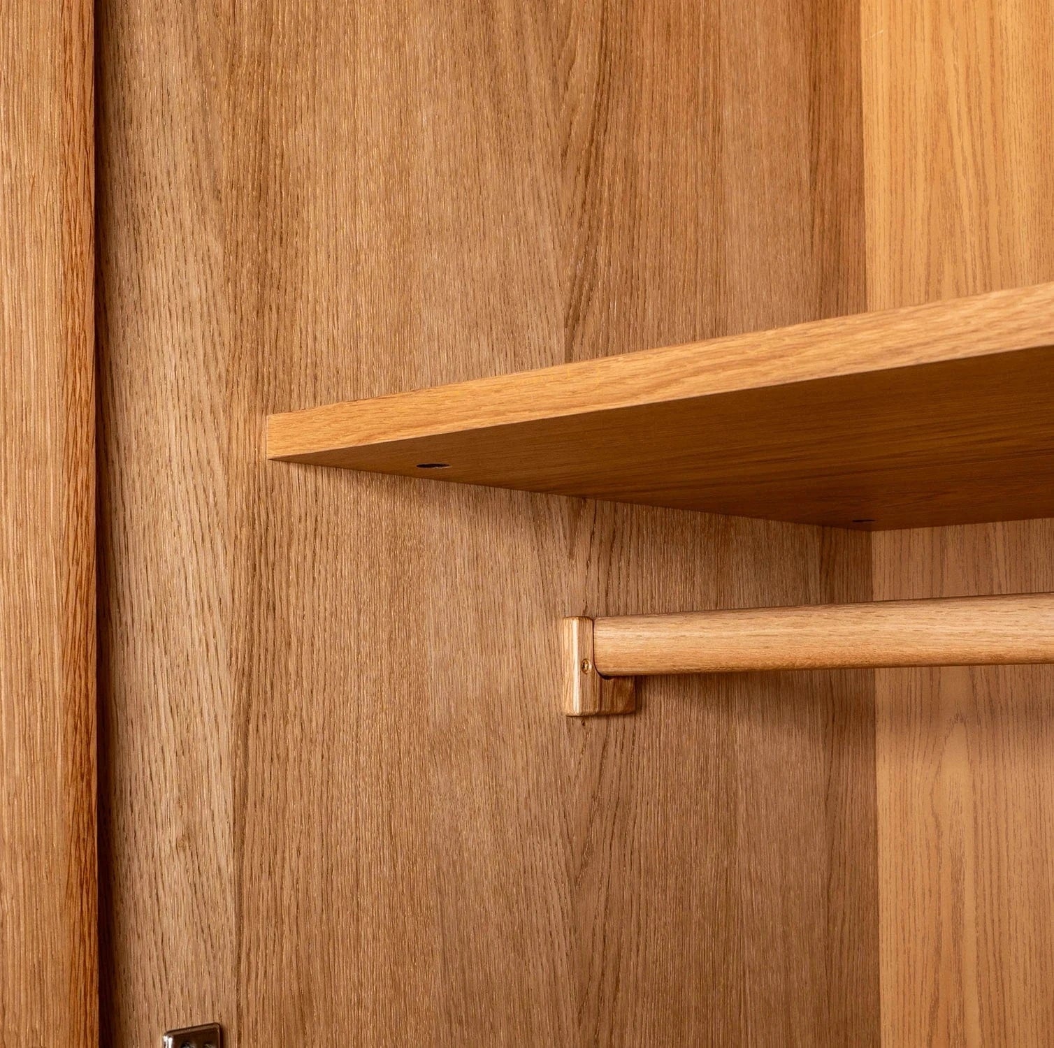 Fil Gardırop 3 Kapaklı