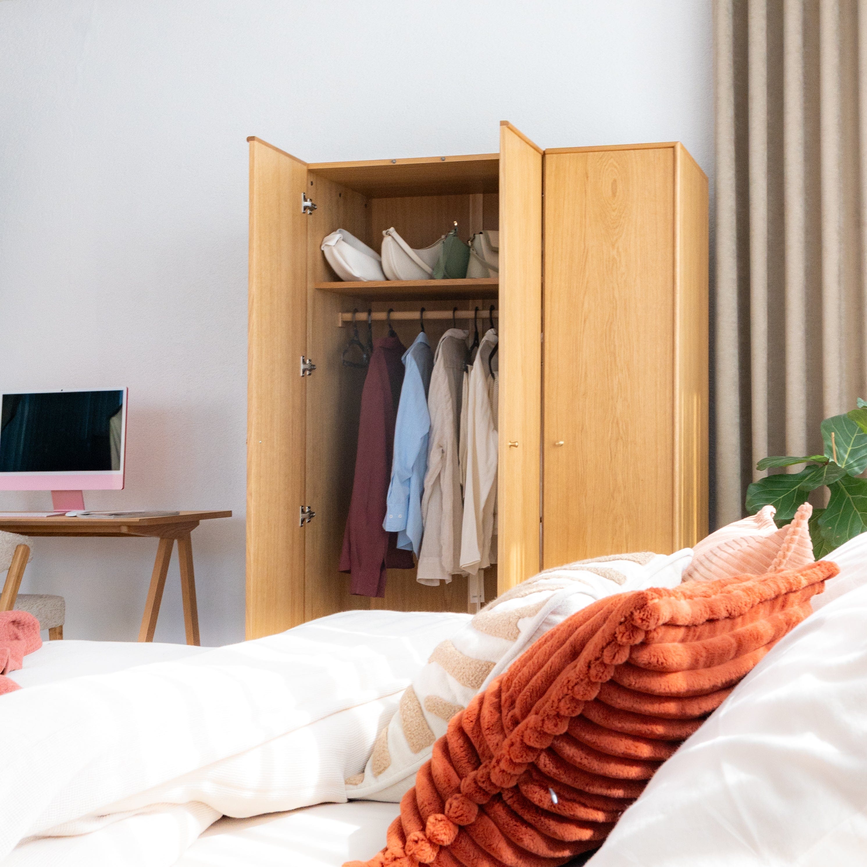 Fil Gardırop 3 Kapaklı