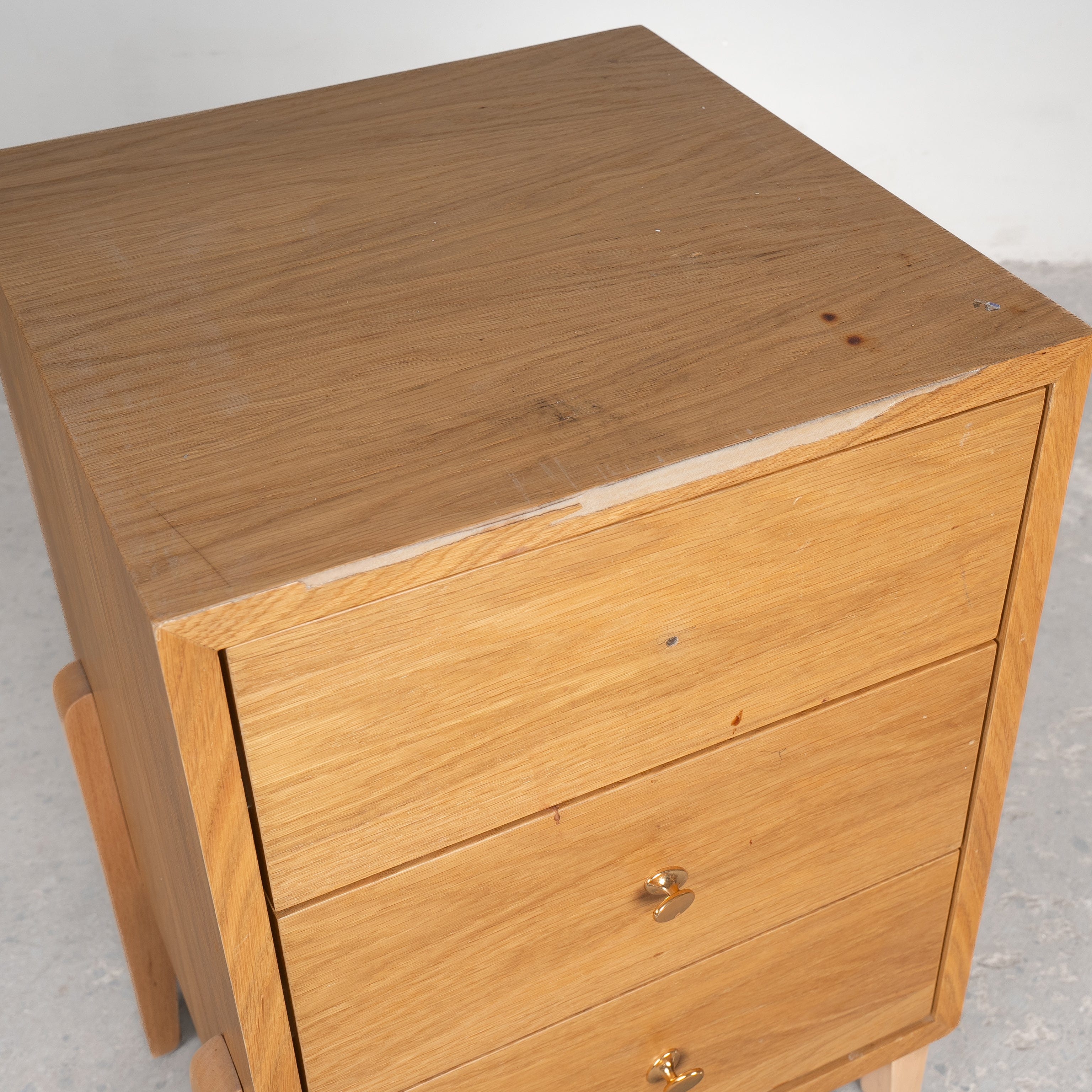 Fil Meşe Komodin 3 Çekmeceli 10129