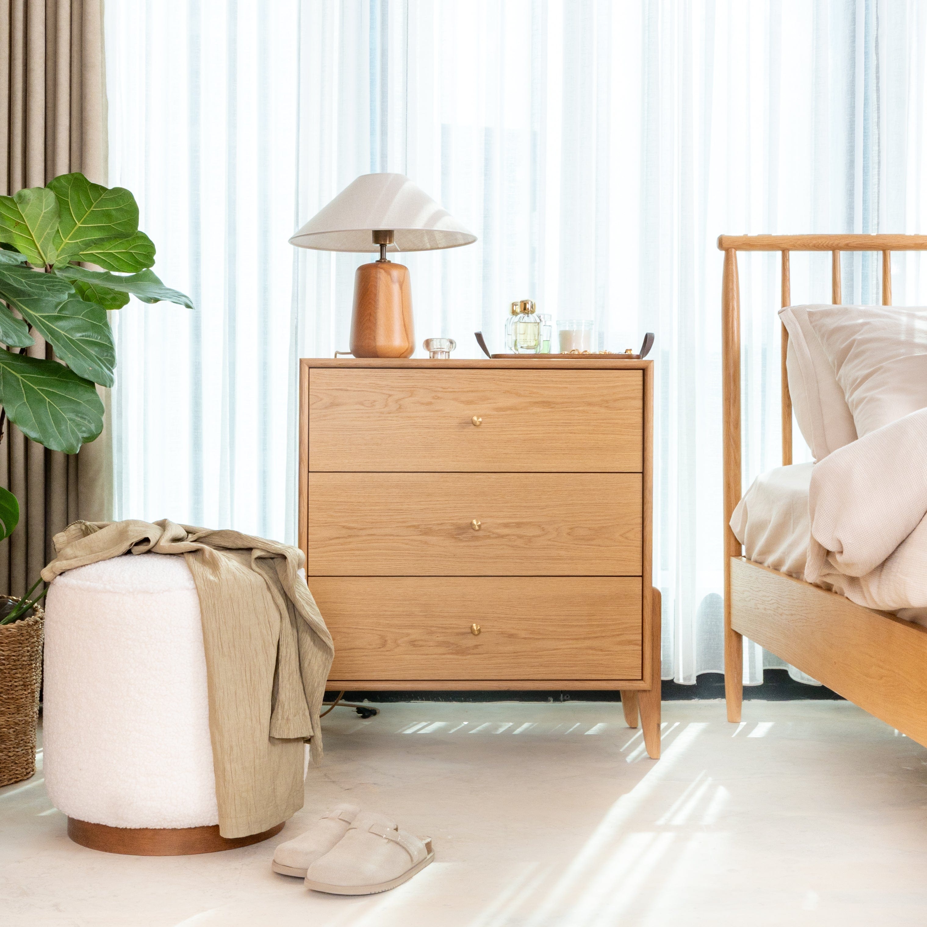 Fil Meşe Şifonyer 3 Çekmeceli