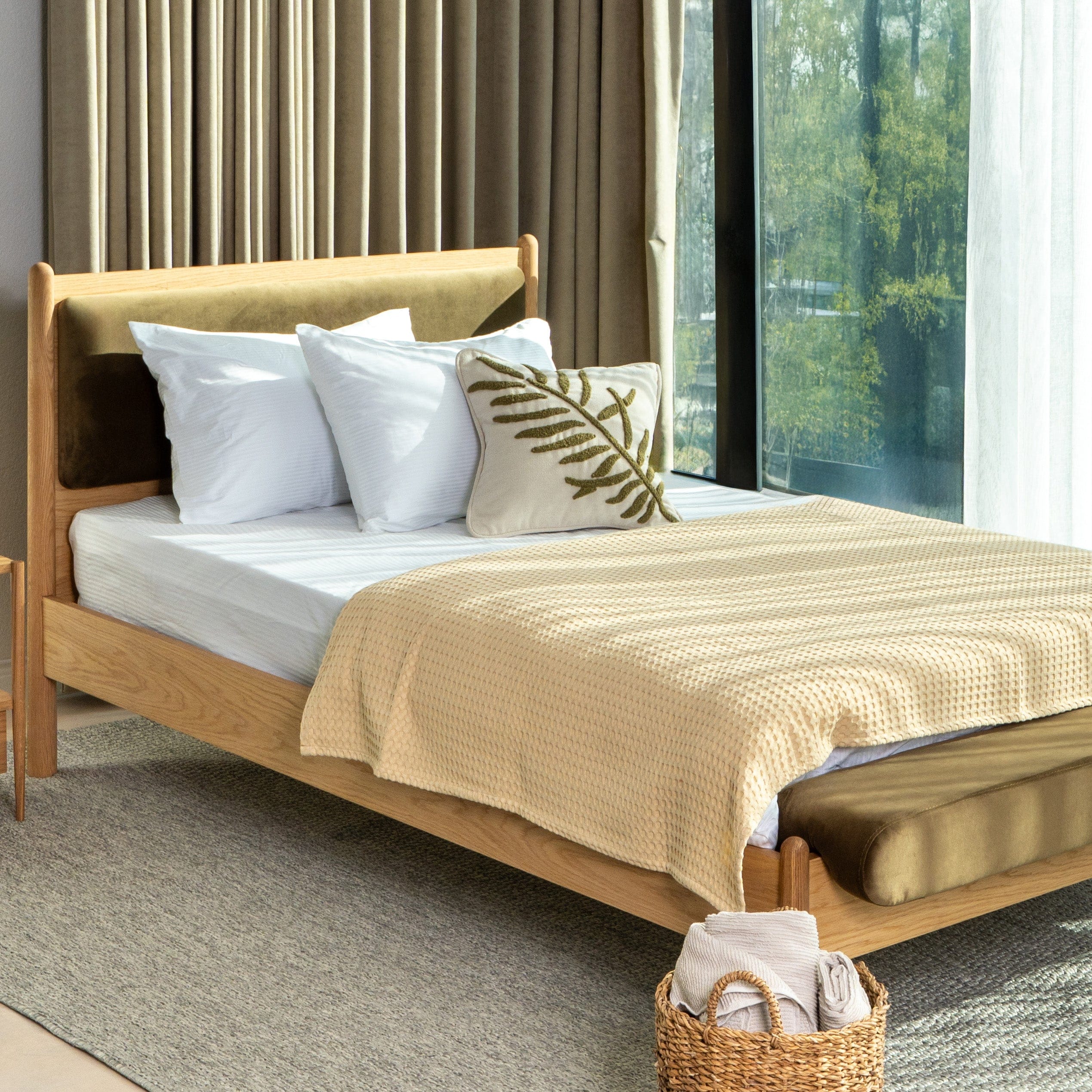 Finn Meşe Karyola 120x200 Kadife