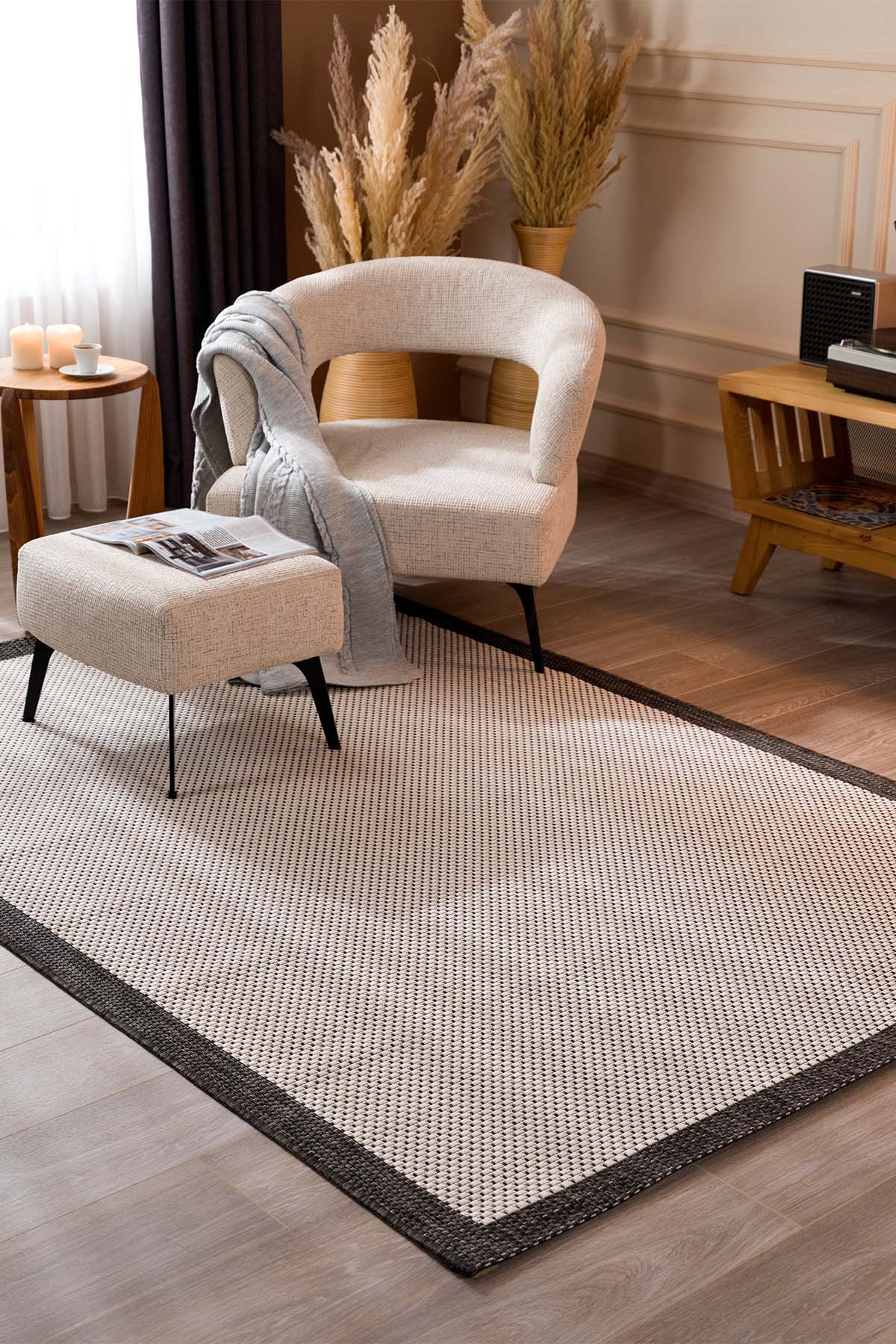 Fresco Ecru Black Washable Rug 23745A