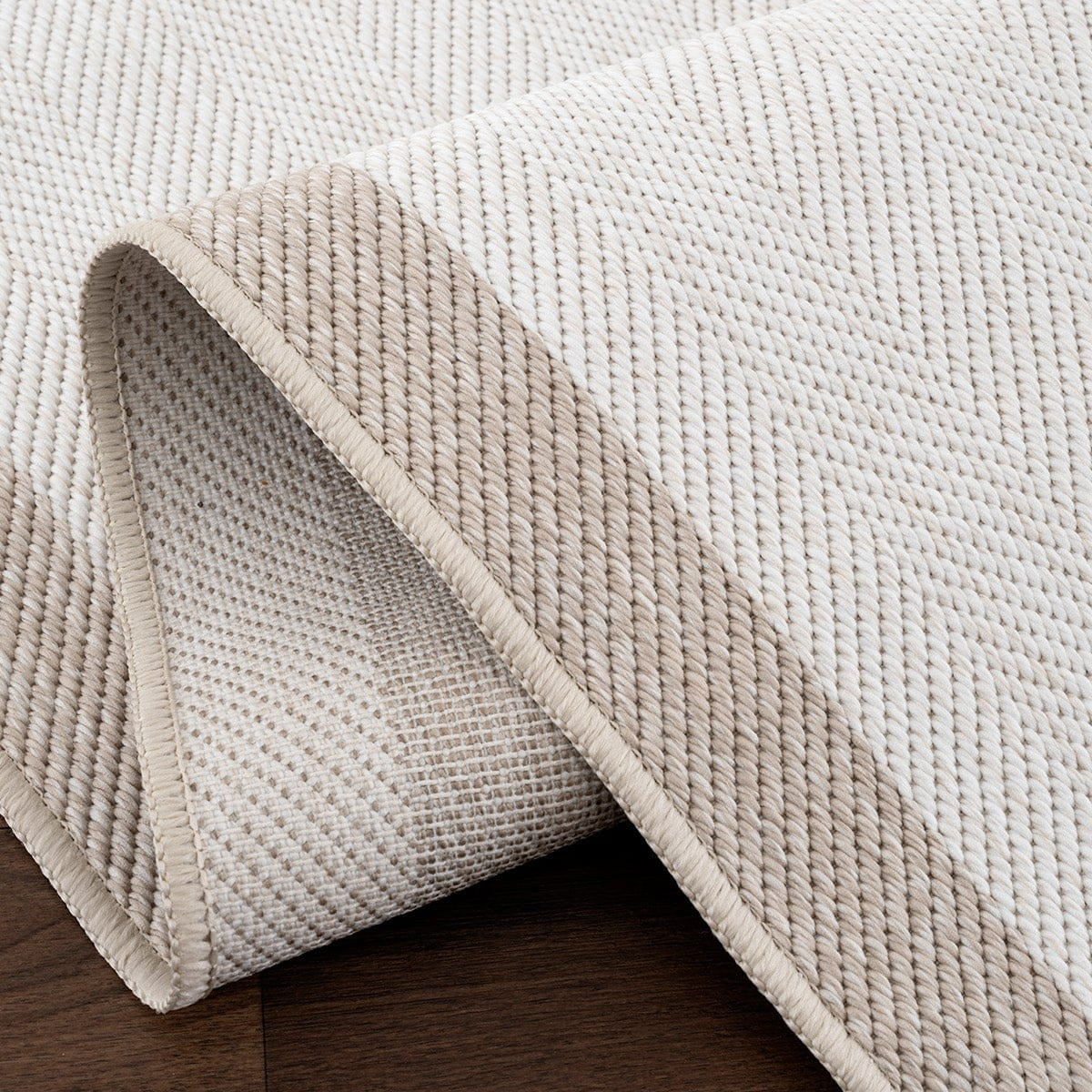 Fresco Soft Ecru Mink Washable Rug A3936A