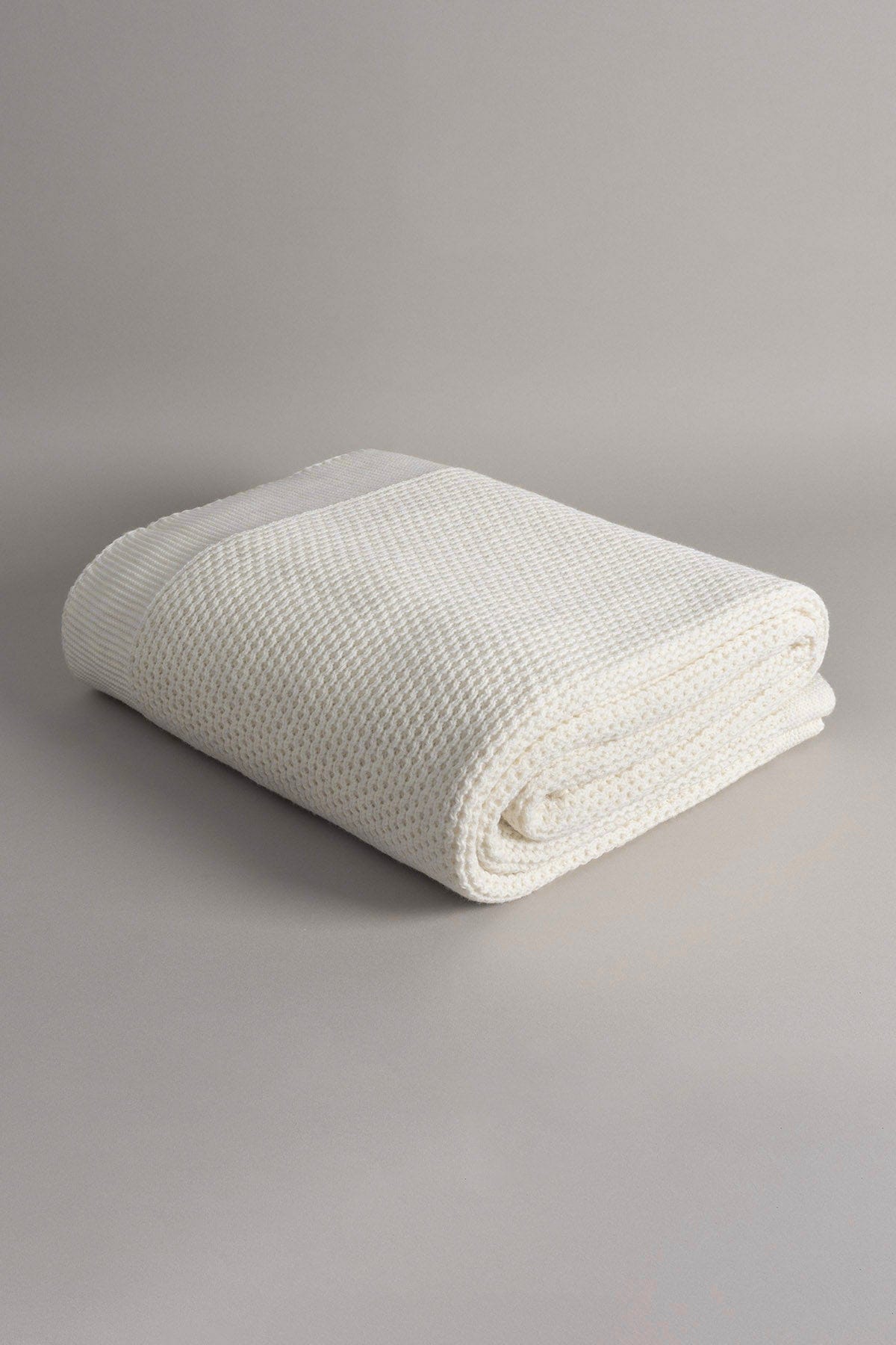 Miel Cream Pom-Pom Edge TV Blanket 130x170 37102