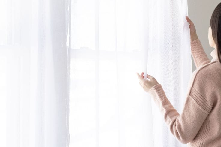 Drop Curtain and Tulle Washing Service