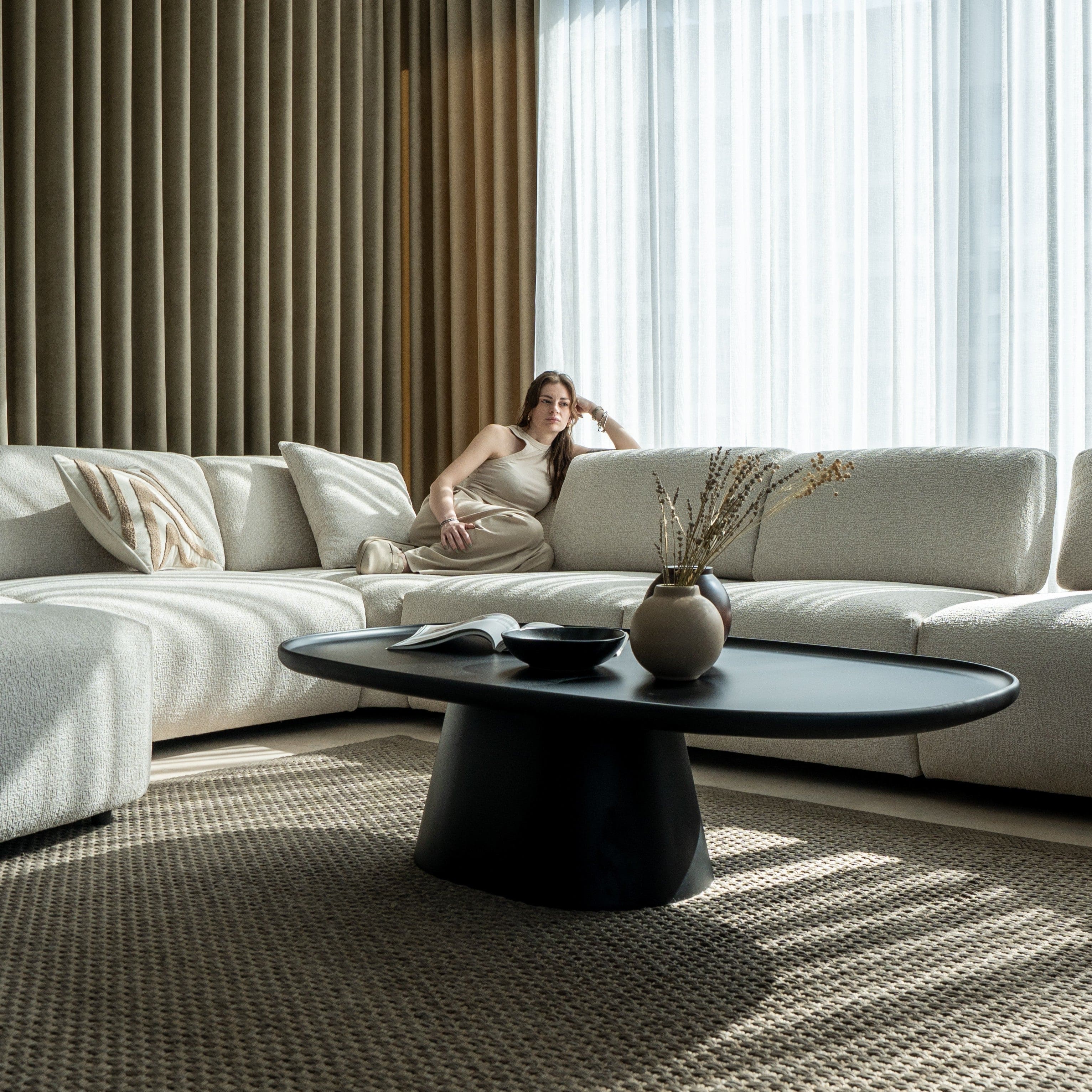 Pol Siyah Orta Sehpa