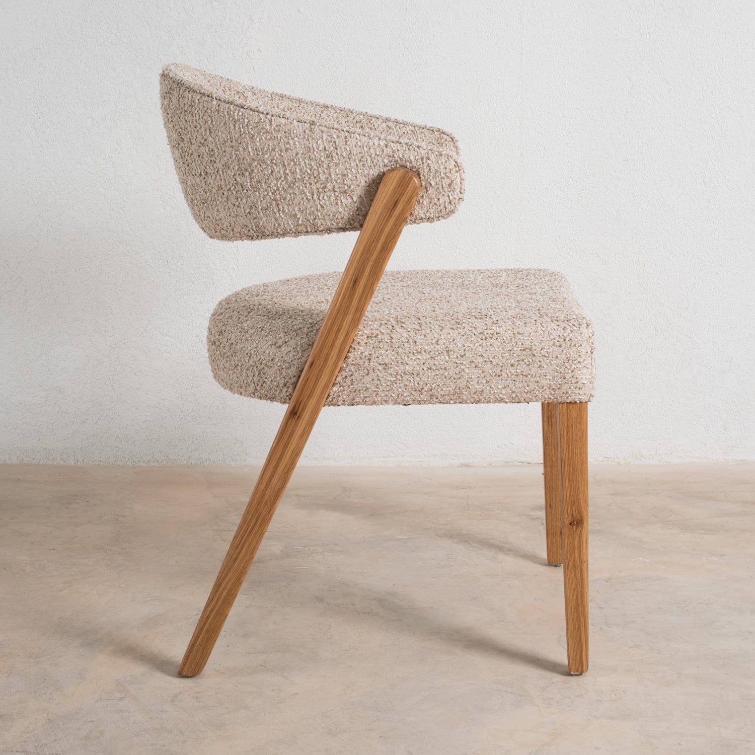 Rixa Chair