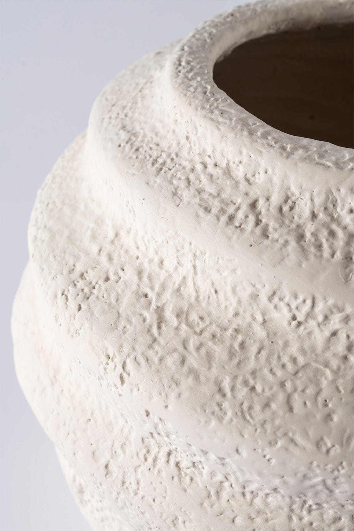 Savia Ceramic Beehive White Vase 10127
