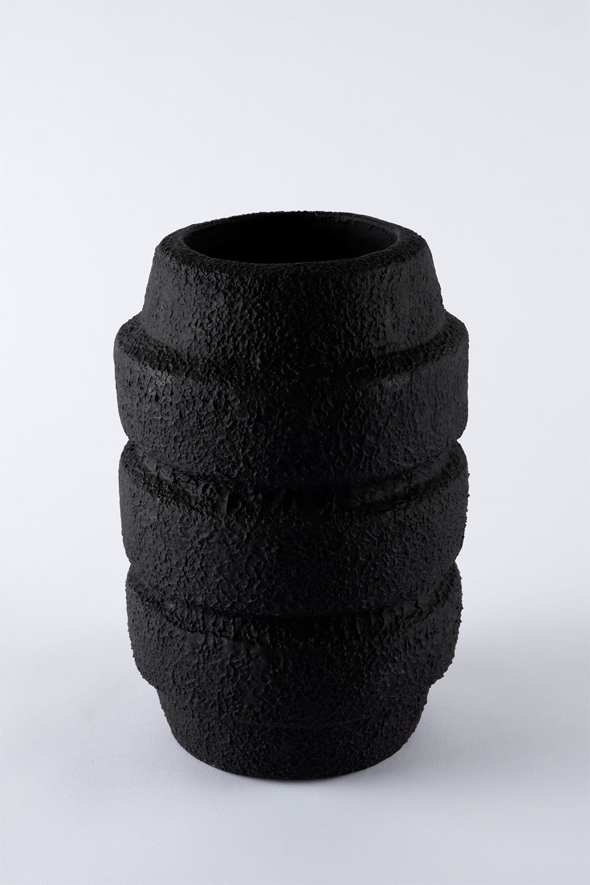 Savia Ceramic Black Vase 10133