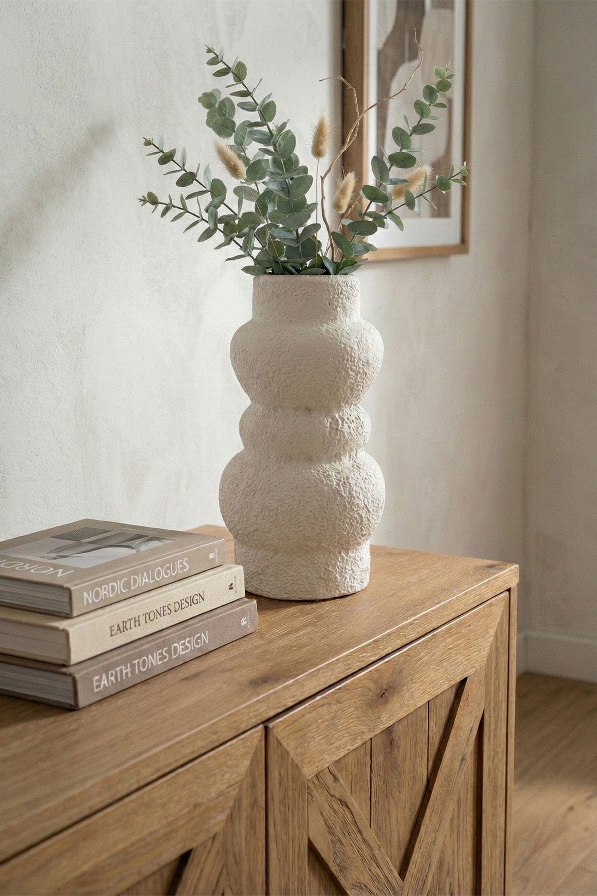 Savia Ceramic Tall White Vase 10128