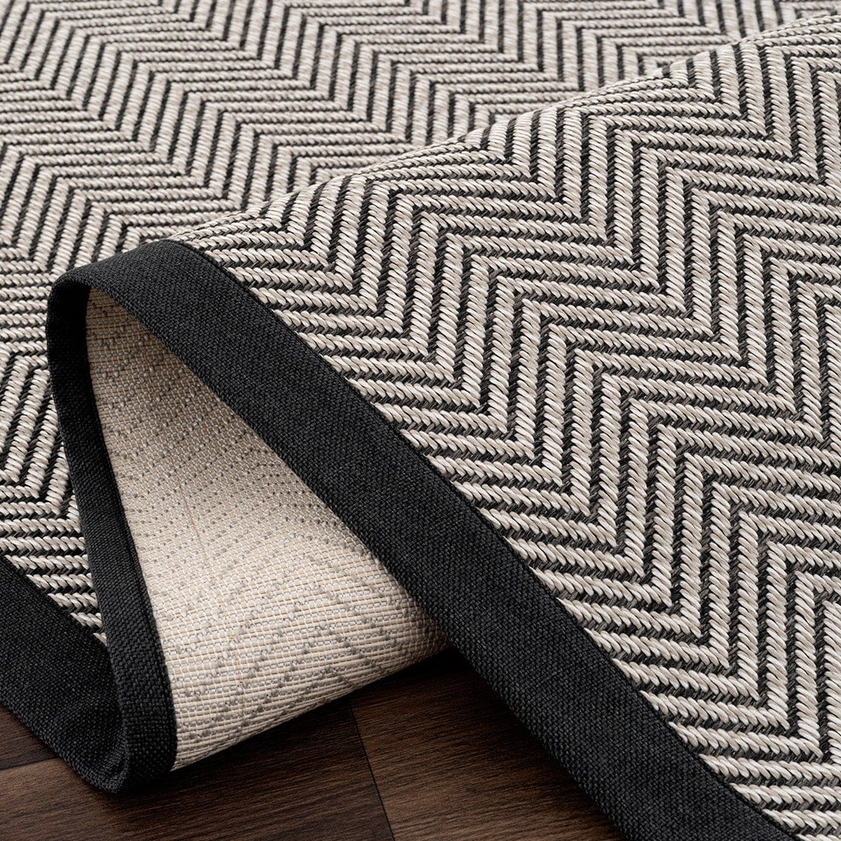 Sisalo Bordure Krem Siyah Sisal Halı Siyah Bordür B3421E