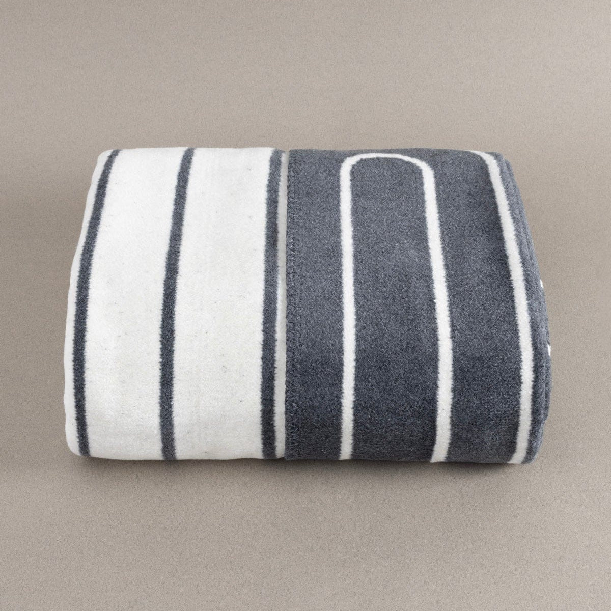 Twin Battaniye Soft Pamuklu Tek Kişilik Battaniye Antrasit Krem 150 x 200 5026A