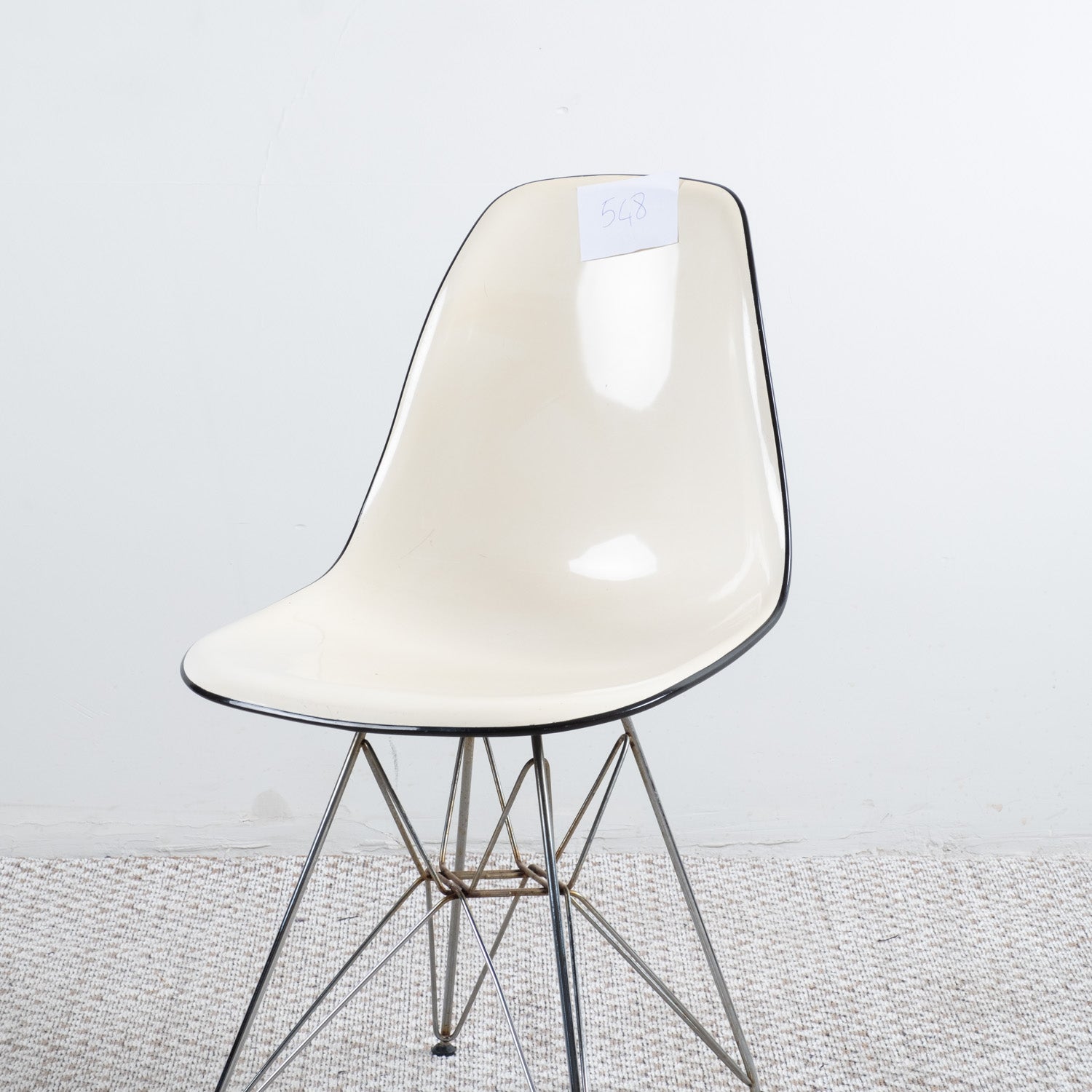 Eames Sandalye 0548