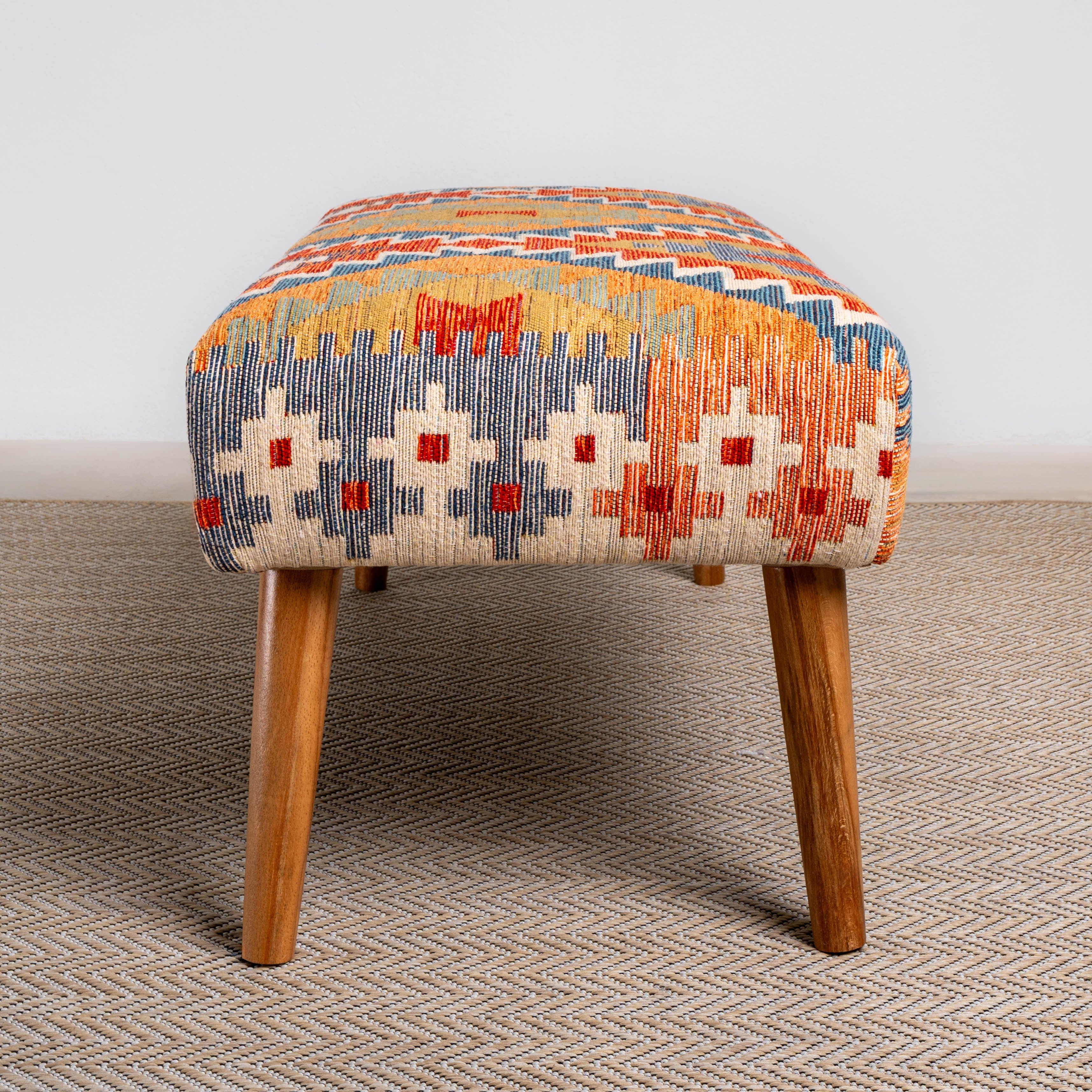 Etnik Desenli Bench