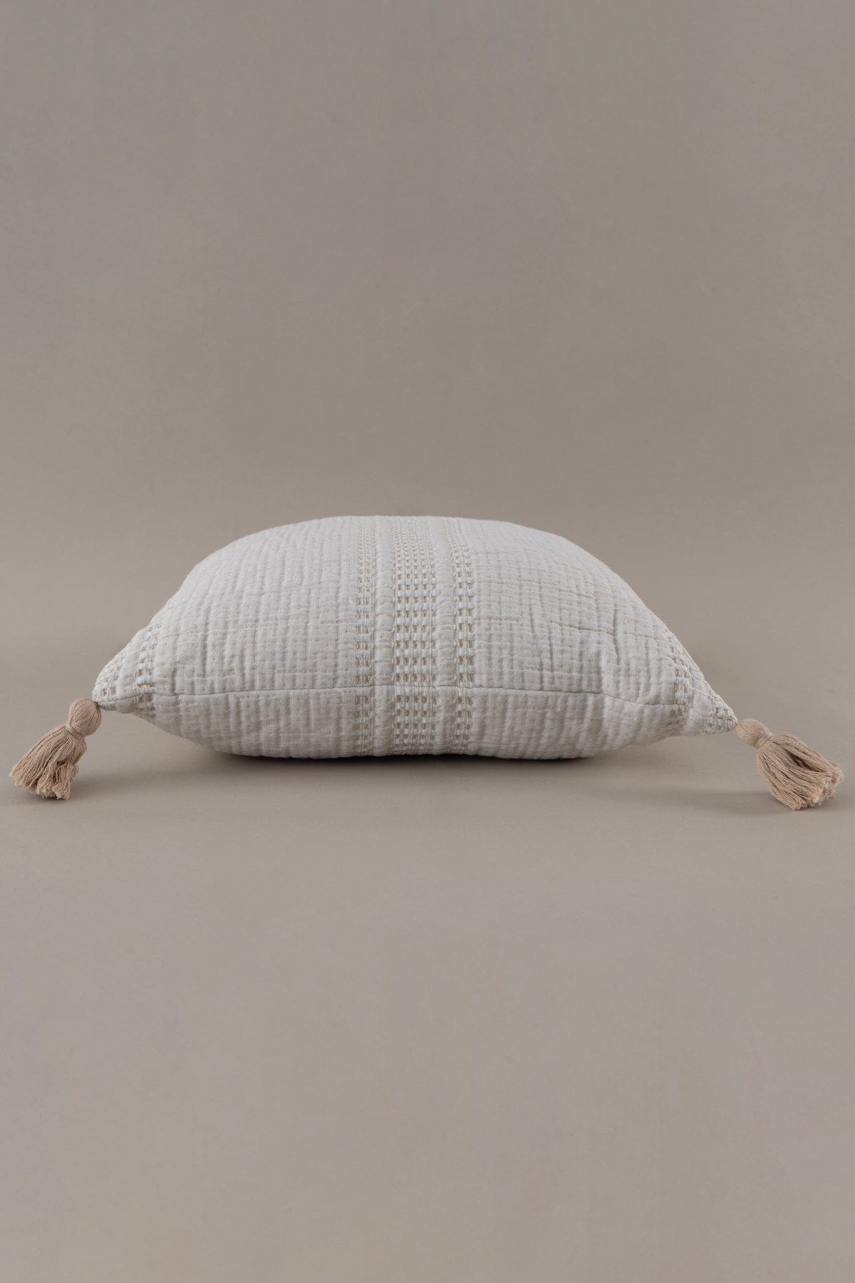 Assos Cream Pillow 50x50 5038