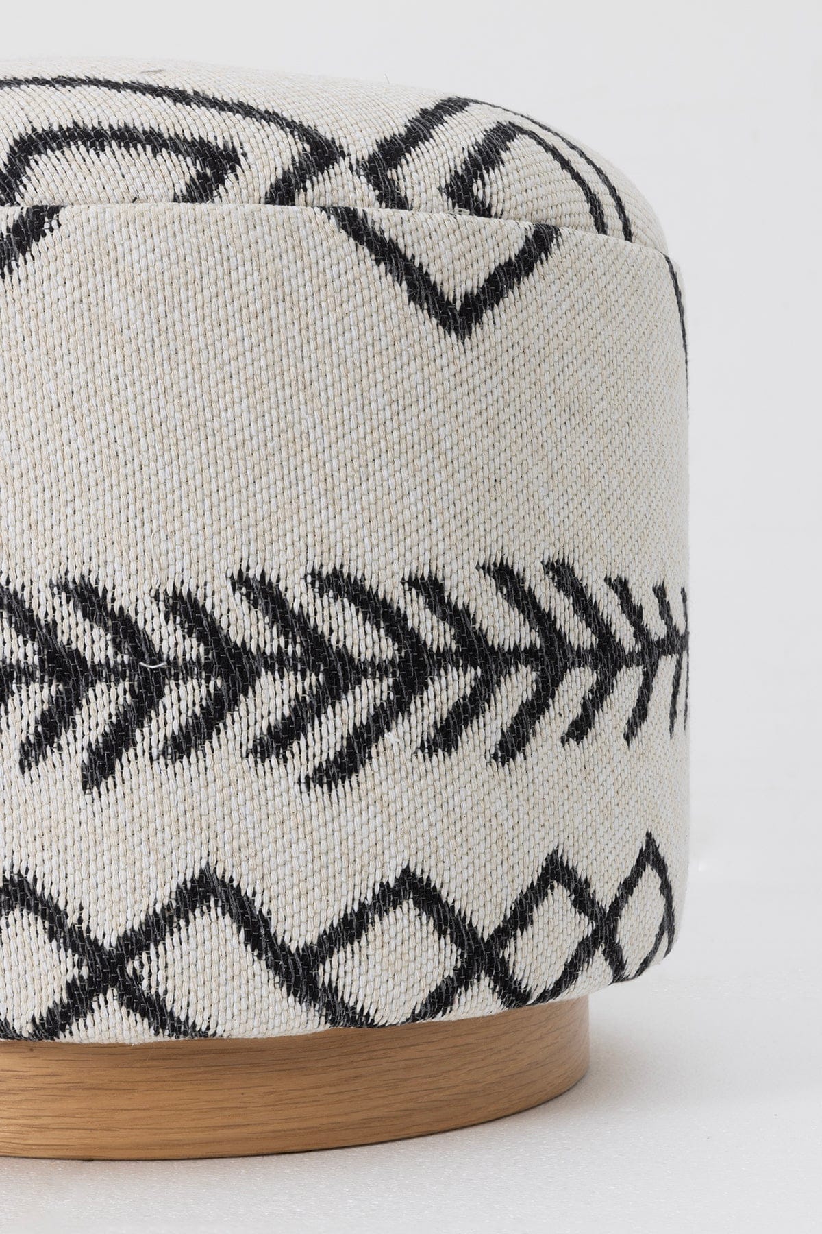 Bliss Black Ethnic Pattern Cream Pouf 45 X H 42 Cm 4281