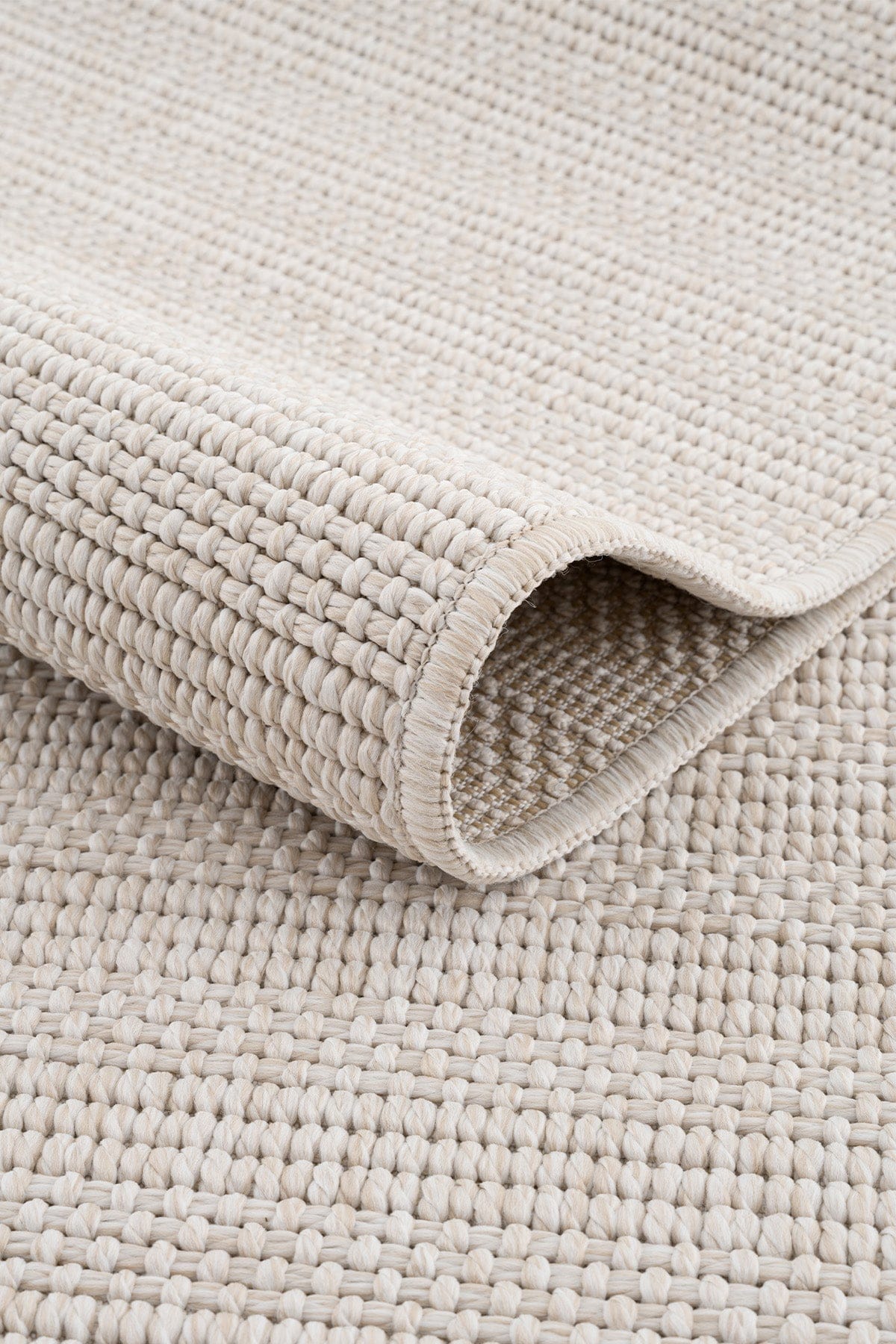 Calvin Klein Opus Krem Halı B3785A