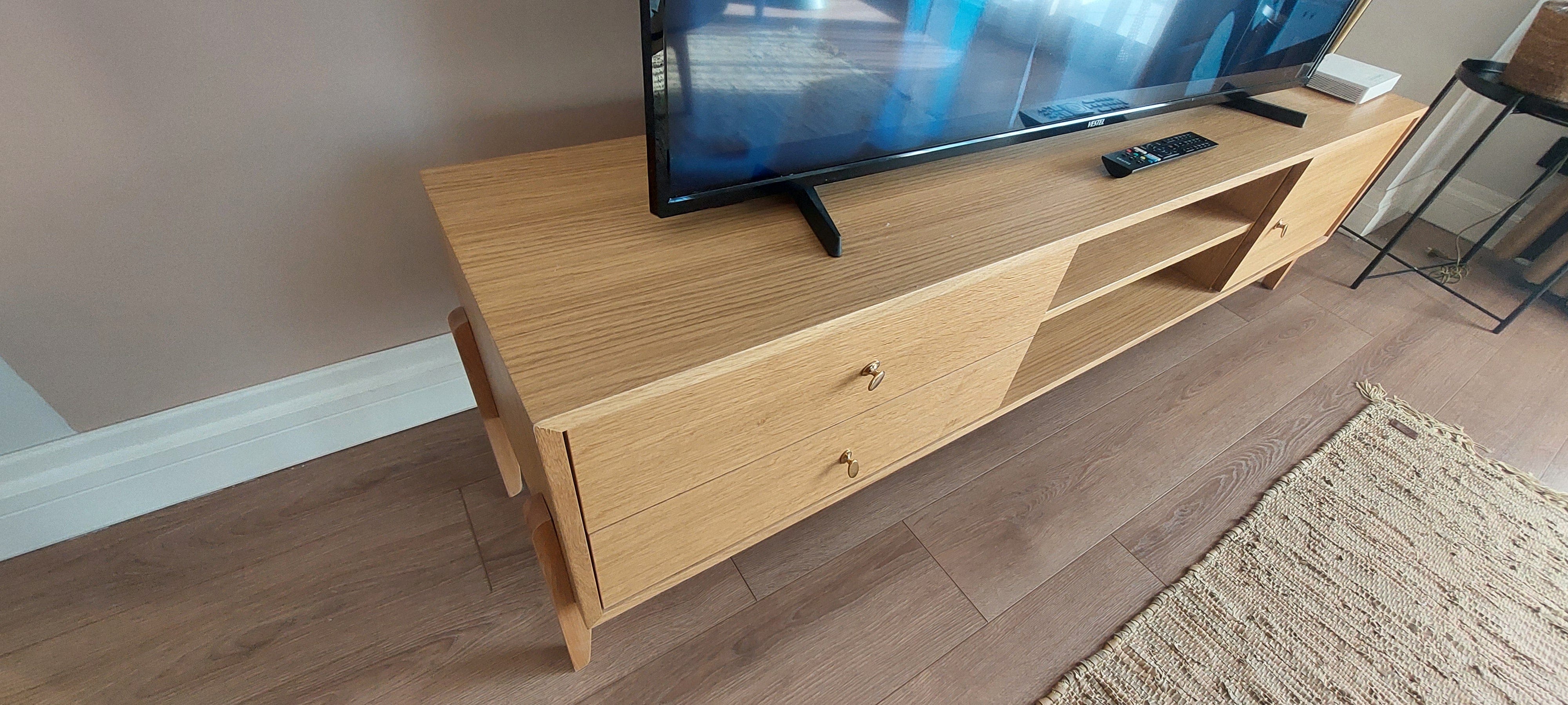 Fil TV Stand 180 cm Oak 11390