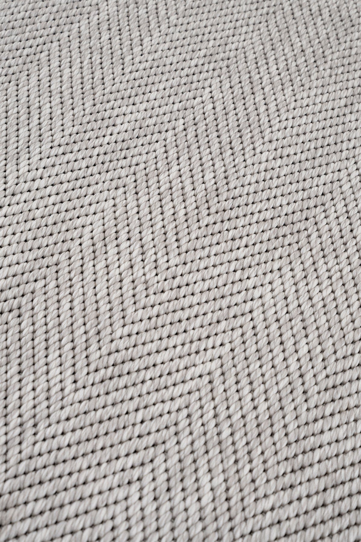 Fresco Soft Grey Black Washable Rug A3936A