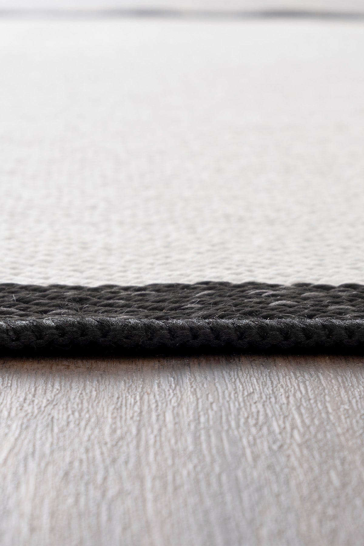 Fresco Soft Grey Black Washable Rug A3936A