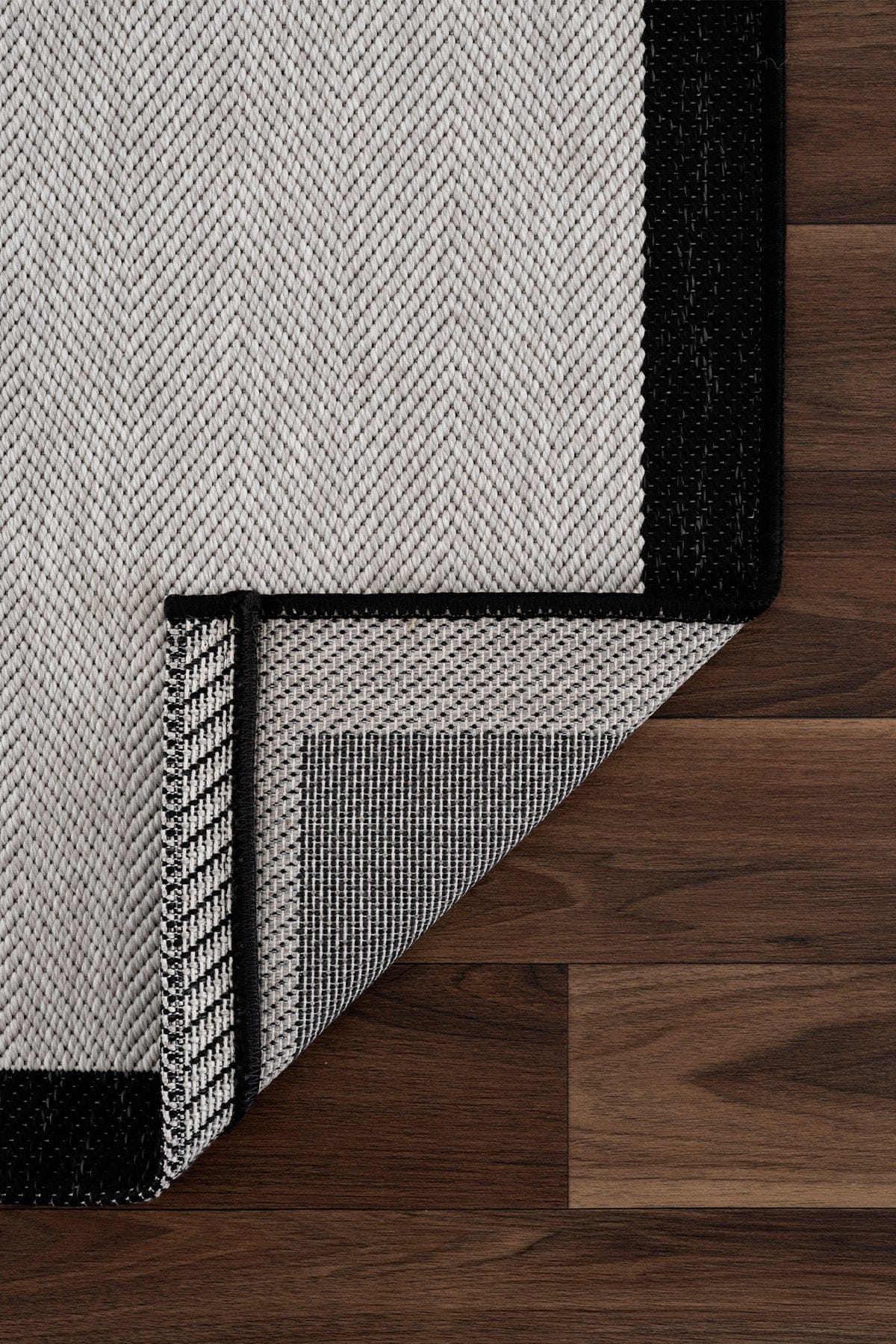 Fresco Soft Grey Black Washable Rug A3936A