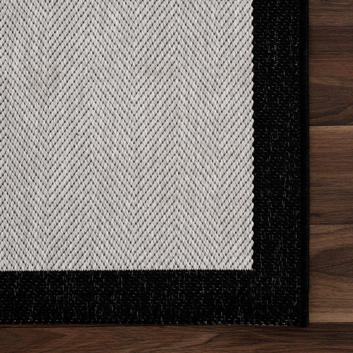 Fresco Soft Grey Black Washable Rug A3936A