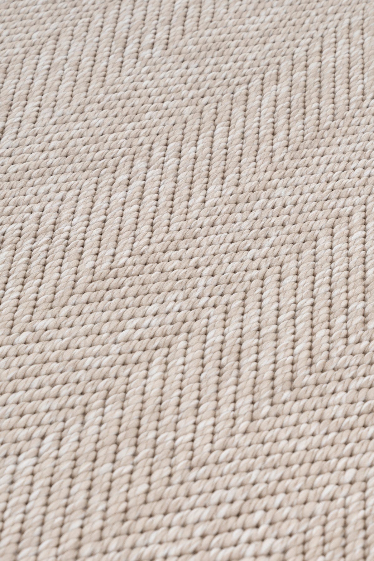 Fresco Soft Mink Ecru Washable Rug A3936A