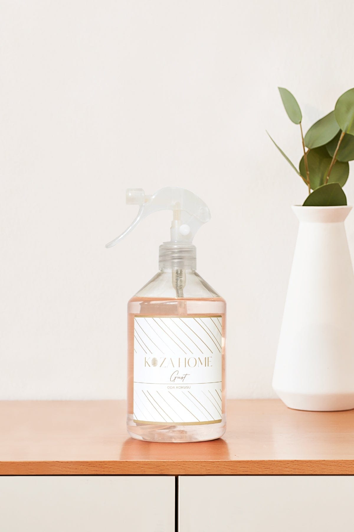 Gust Room Fragrance 500 ML 2011