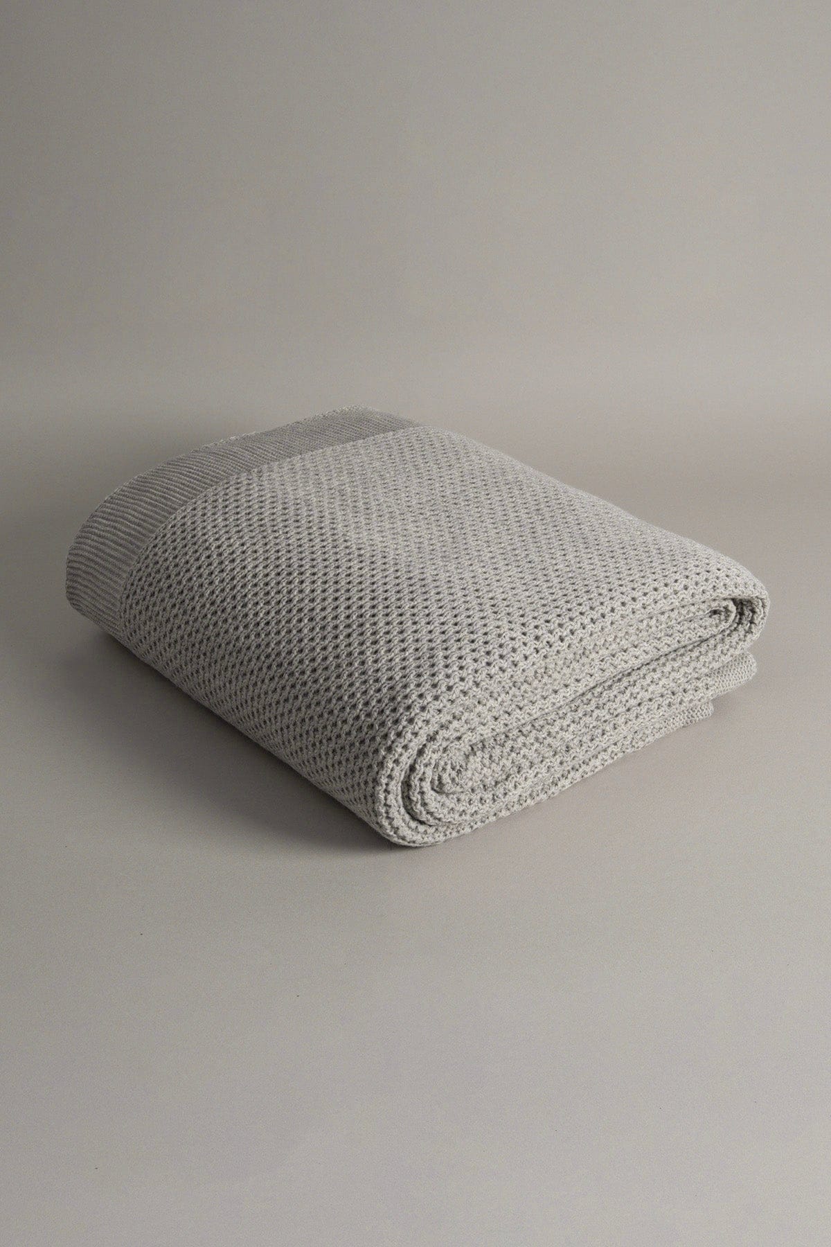 Miel Mink Edged Pom Pom TV Blanket 130x170 37112