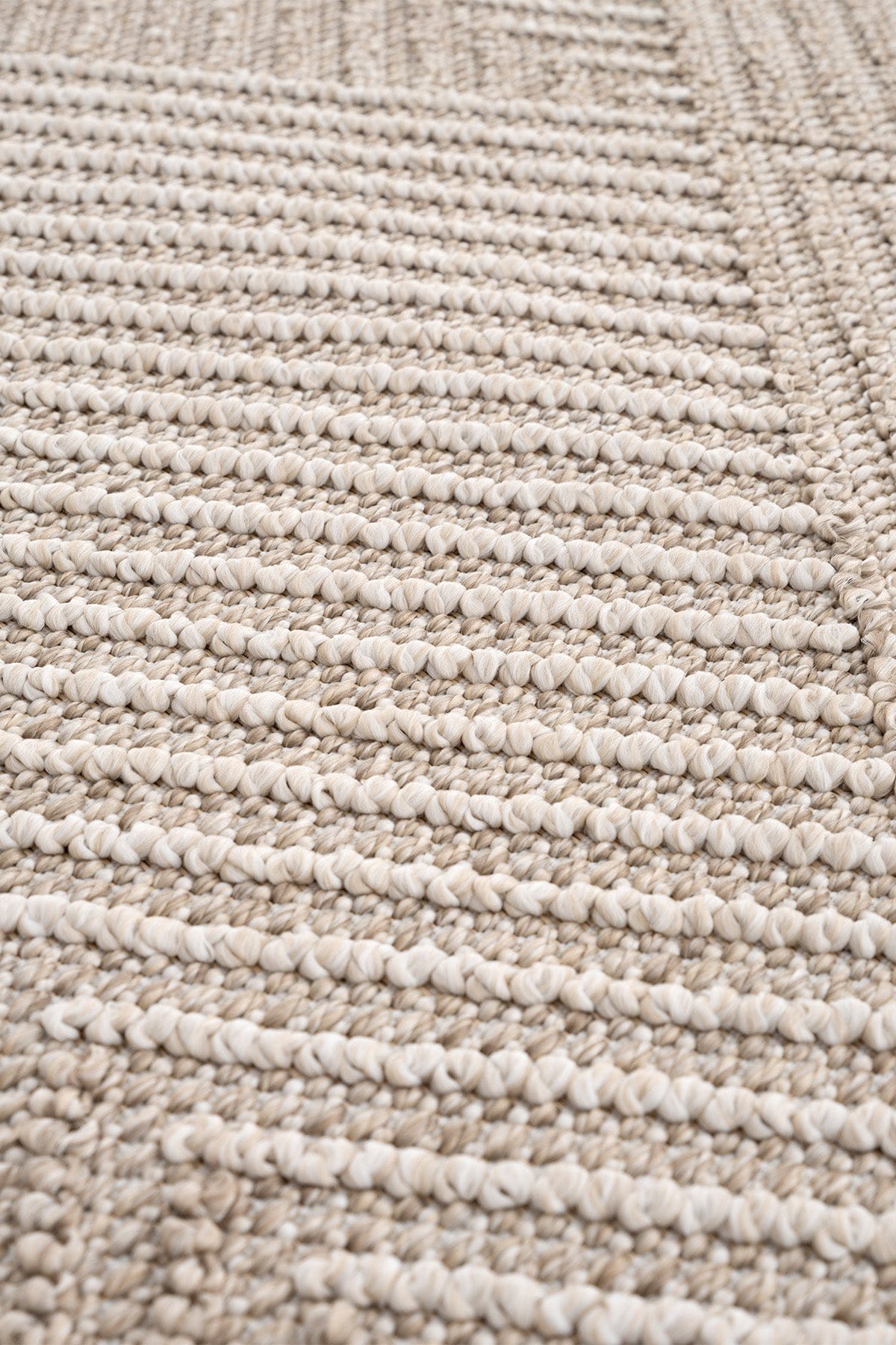 Retro Cream Beige Dust-Free Rug 19270A