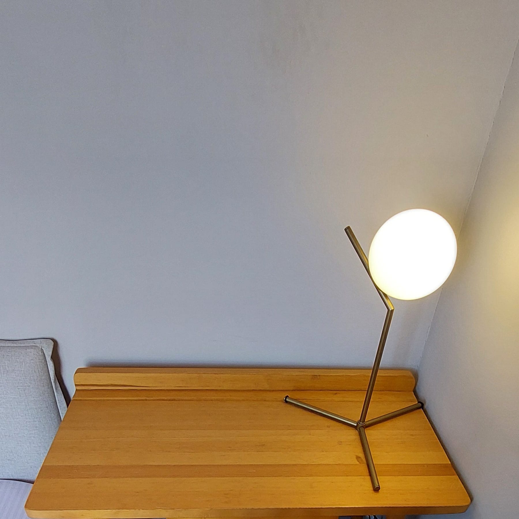 Sara Tall Vintage Table Lamp 11444