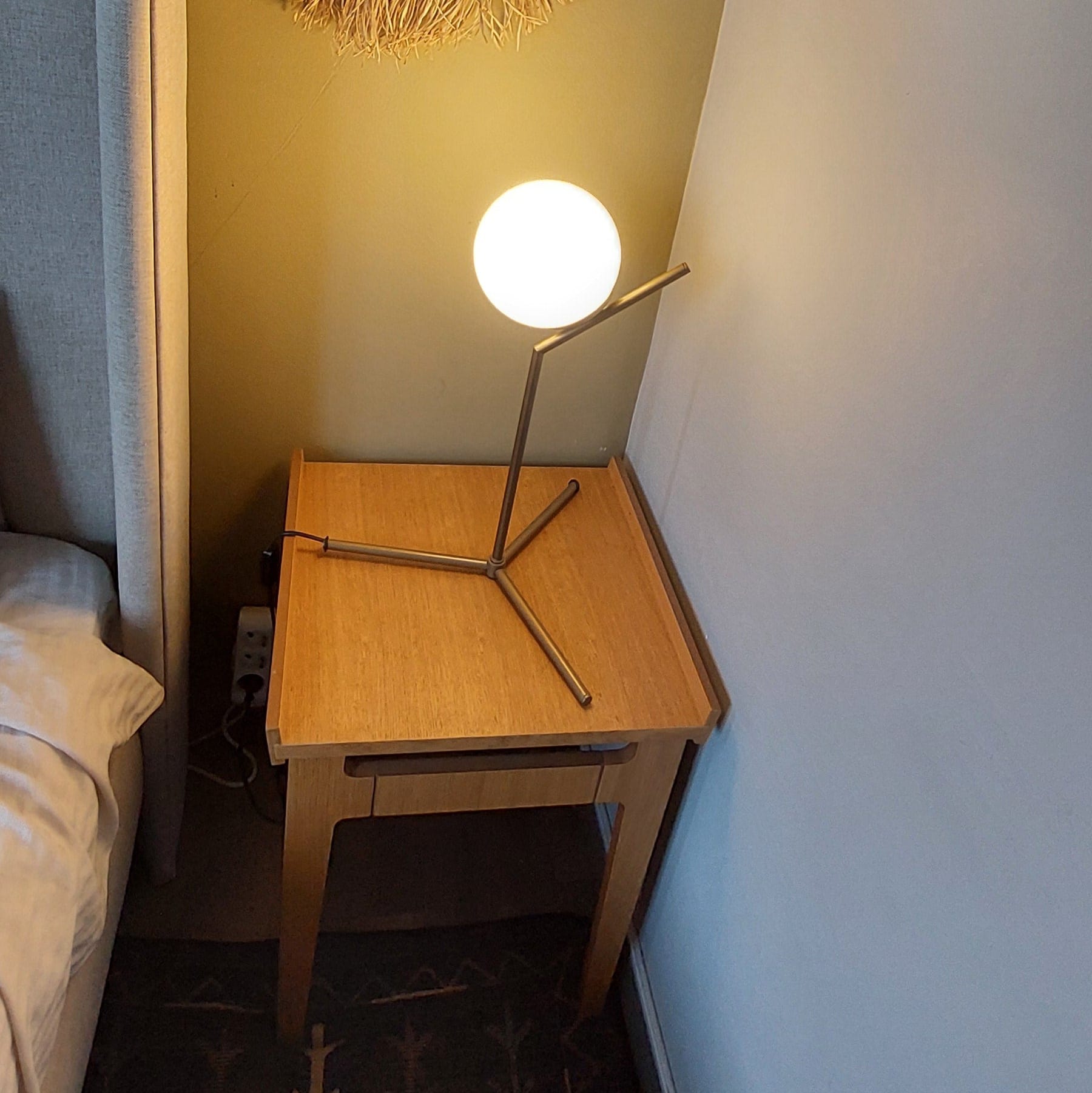 Sara Tall Vintage Table Lamp 11444